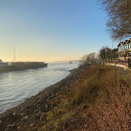 Wohnen Direkt An Der Rheinpromenade Mit Whirlpool Und Sauna Gotterswickerhamm Kültér fotó